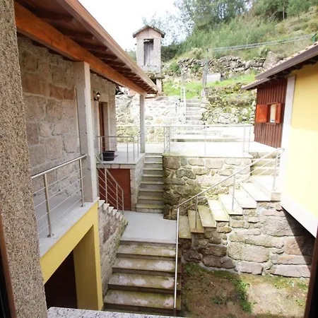 Semesterbostad Casa Joao Vilar By Geres Casas