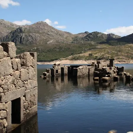 Semesterbostad Casa Joao Vilar By Geres Casas Campo do Geres