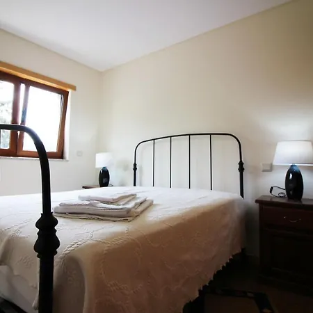 Semesterbostad Casa Joao Vilar By Geres Casas